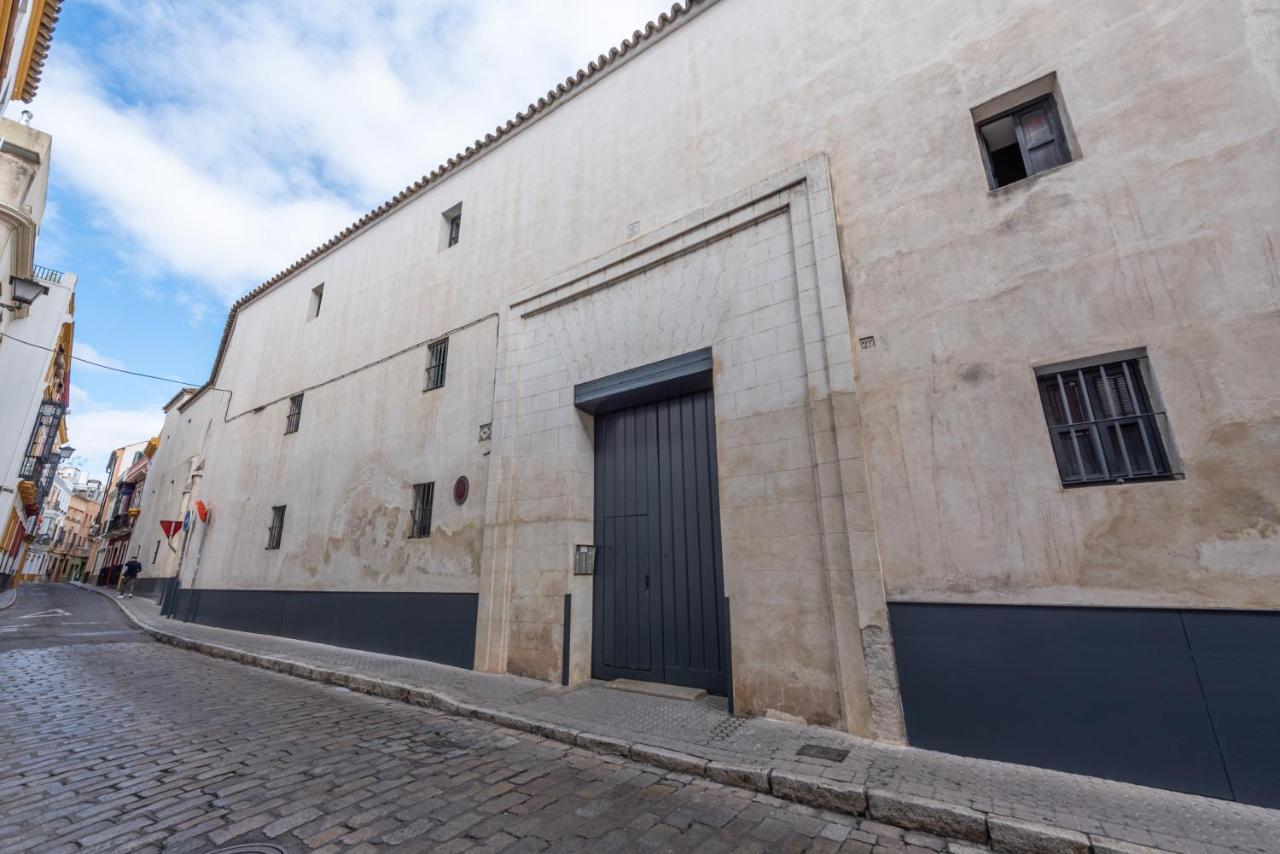 Apartamento En Monumento Historico Nacional Corral Del Conde-Duque De Olivares Севілья Екстер'єр фото