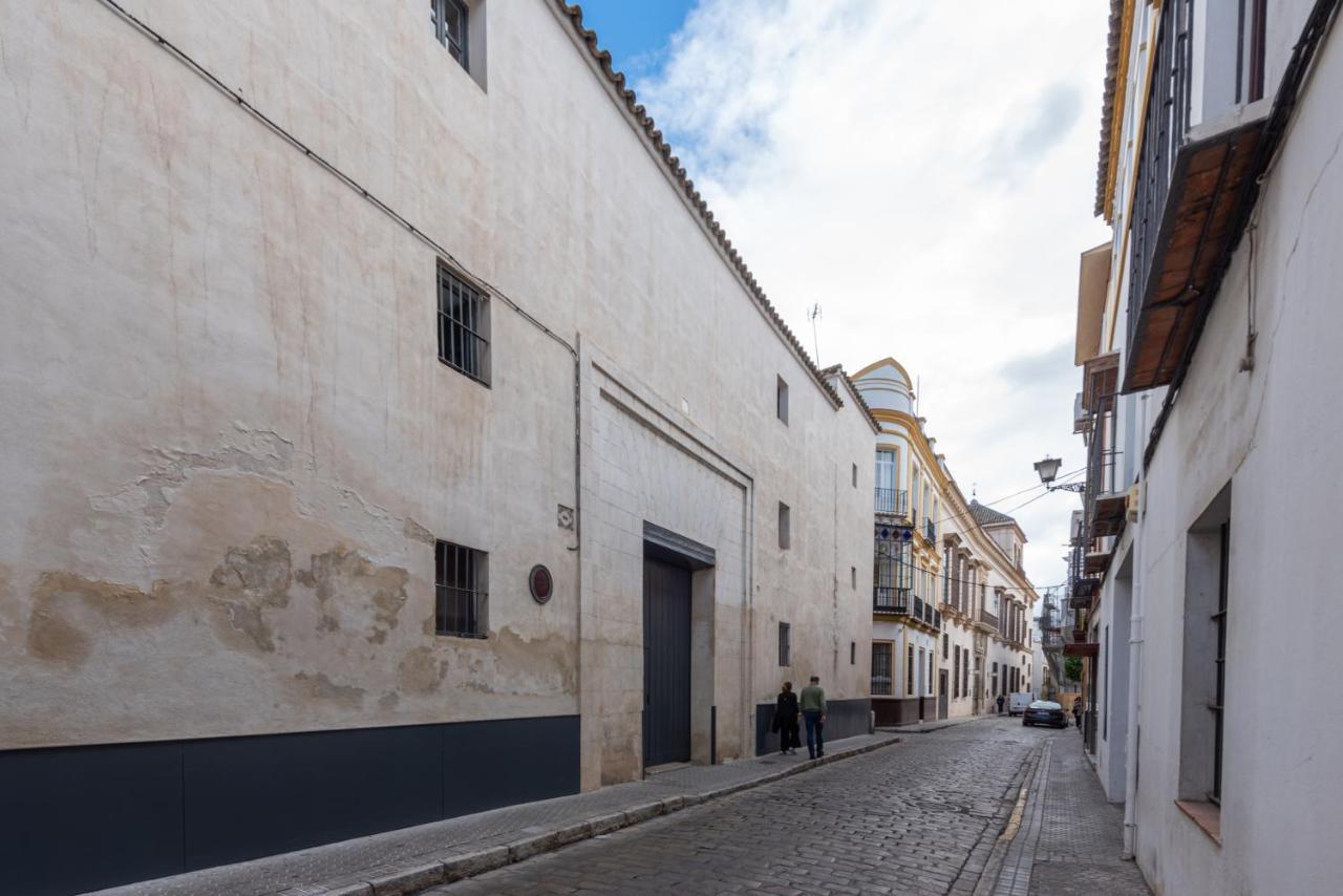 Apartamento En Monumento Historico Nacional Corral Del Conde-Duque De Olivares Севілья Екстер'єр фото