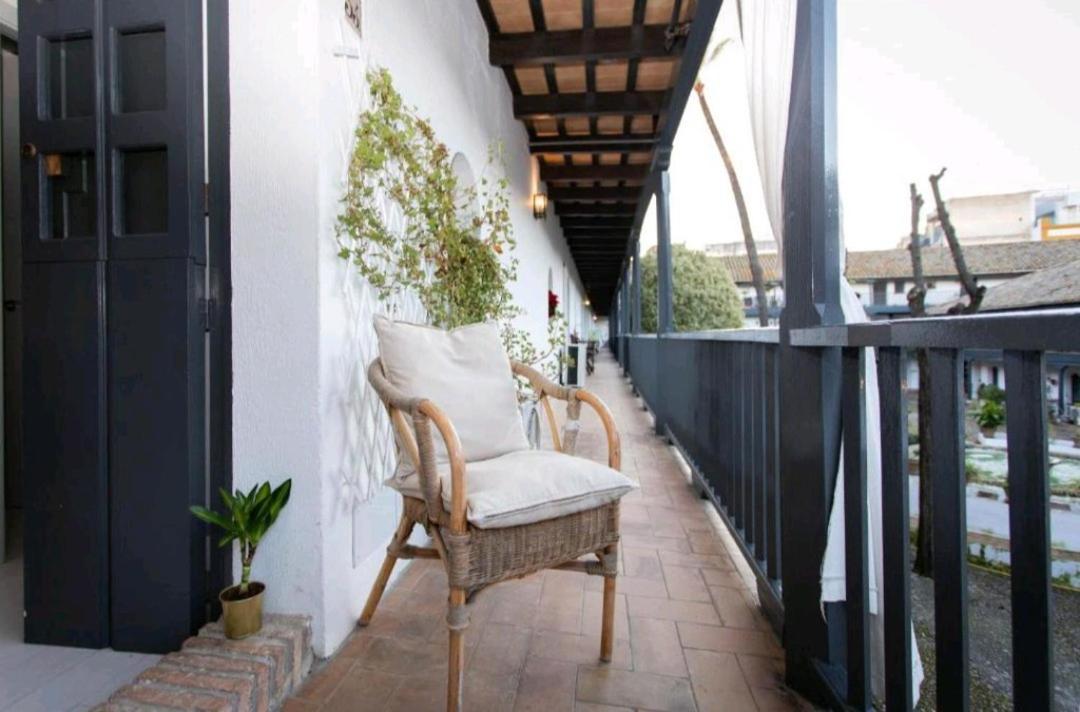 Apartamento En Monumento Historico Nacional Corral Del Conde-Duque De Olivares Севілья Екстер'єр фото